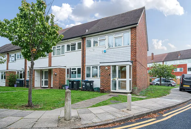 Photo 2 — Brookfields Avenue, Mitcham, CR4 4BT