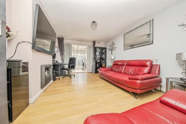 Photo 2 — Aragon Close, CLACTON-ON-SEA