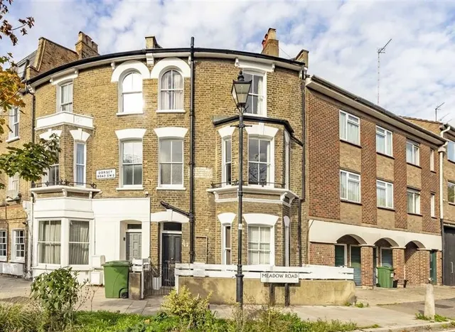 Meadow Road, South Lambeth, SW8, photo 1