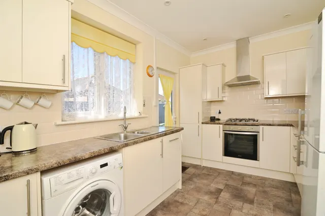 Photo 3 — Ashbrook Road, St. Leonards-On-Sea