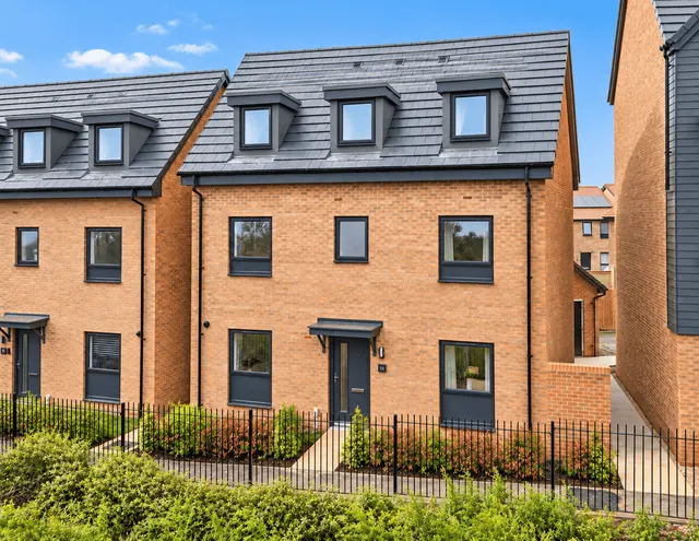 Watling Street, Milton Keynes, MK8, photo 1