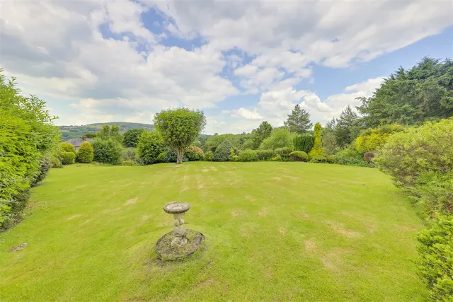 Clayton Avenue, Rawtenstall, photo 3