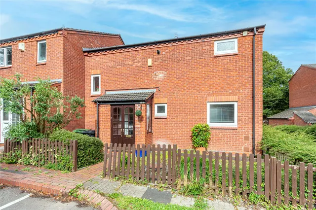Upper Field Close, Church Hill North, Worcestershire, B98 9LF, photo 1