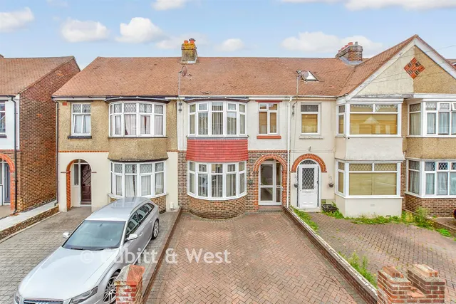 Selsey Avenue, Elson, PO12, photo 1