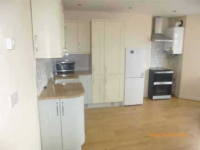 North Road, Gabalfa, CF14, photo 2
