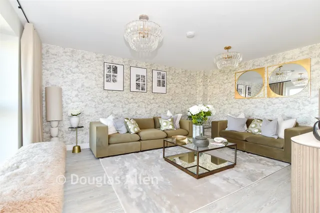 Eagle Close, Billericay, CM12, photo 3