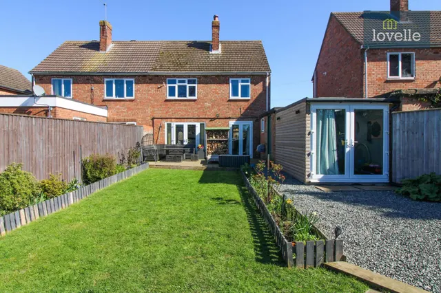 St. Bernards Avenue, Louth, LN11, photo 2