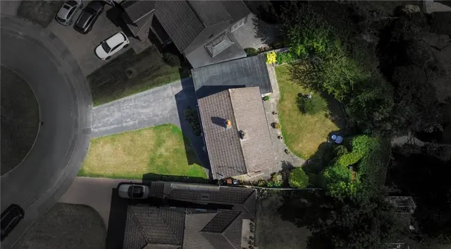 Kennedy Gardens, Earley, RG6, photo 2