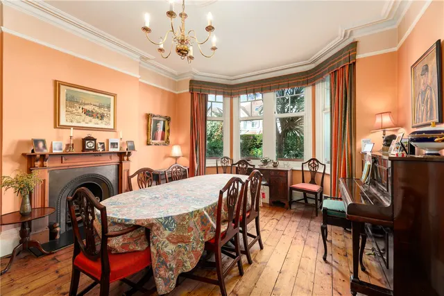 Photo 3 — Clarendon Drive, London, SW15