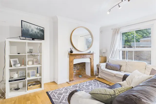 Clapham North, London, SW4, photo 2