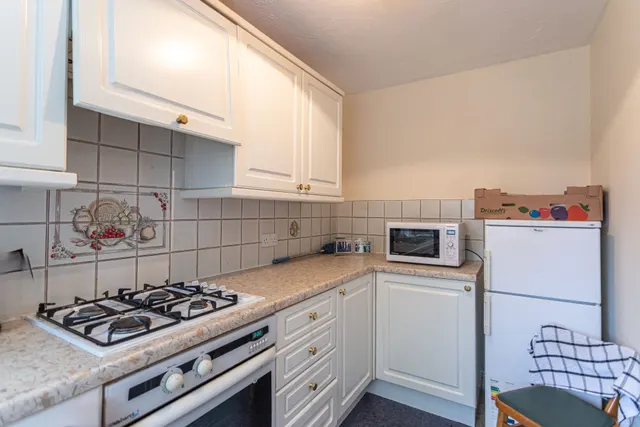 Photo 3 — Derwent Phoenix Terrace, Hartley Wintney, Hook, RG27 8RU
