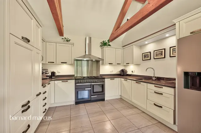 Photo 2 — Kings Arms Court, Ockley, Dorking