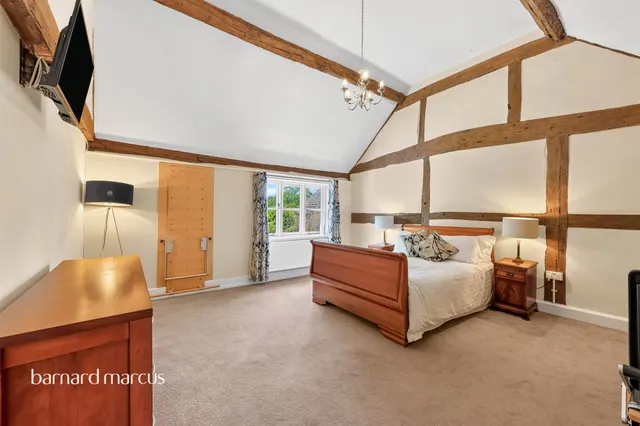 Photo 3 — Kings Arms Court, Ockley, Dorking
