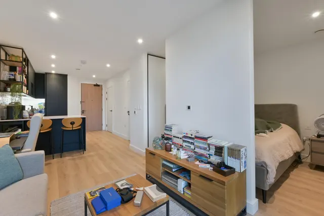 Lavey House, Wembley, HA0, photo 3