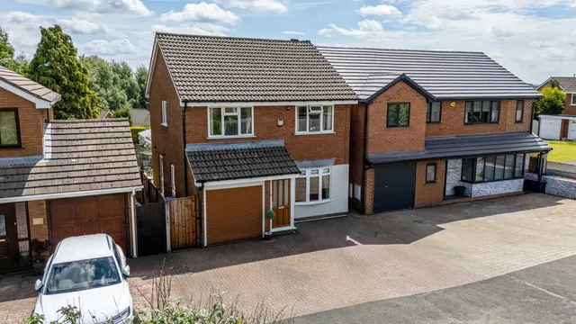 Bond Way, Hednesford, WS12, photo 1