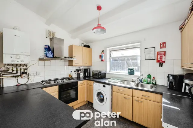 Brunswick Street, Swansea, SA1, photo 2