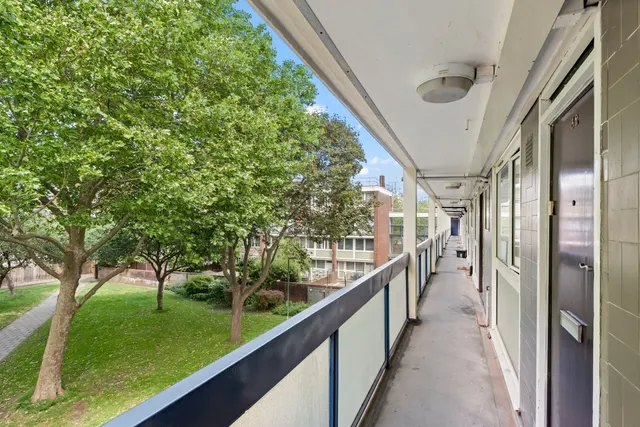 Kinross House, Bemerton Estate, N1, photo 2