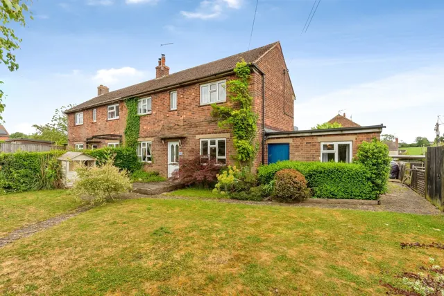 School Lane, Ropsley, Grantham, photo 1