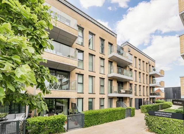 Central Avenue, Fulham, SW6, photo 1