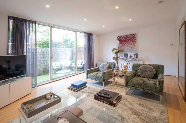 Meadowbank, Primrose Hill, London, NW3 3AY, photo 1