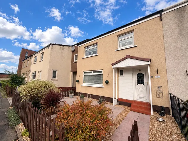 Maclean Square, Glasgow, G51, photo 1