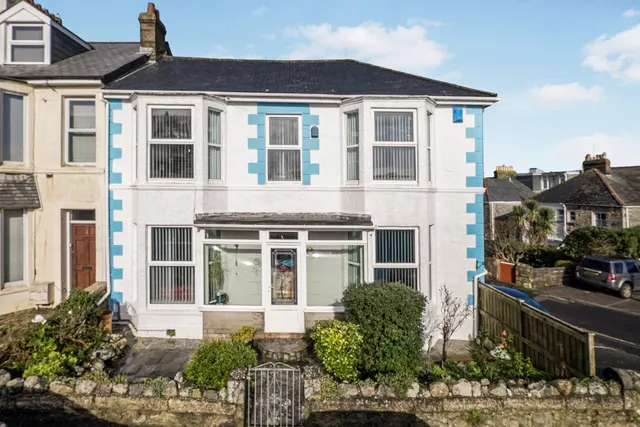 Ayr Terrace, St. Ives, TR26, photo 1
