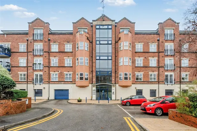 Carisbrooke Road, Leeds, LS16, photo 2
