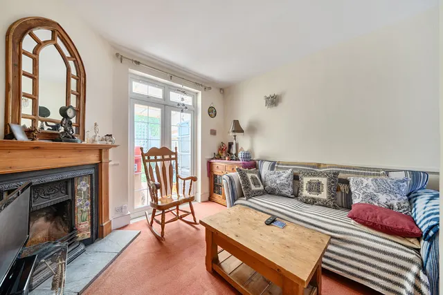 Marsh Road, Pinner, HA5, photo 2