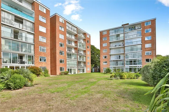 Poole Road, Westbourne, BH4, photo 1