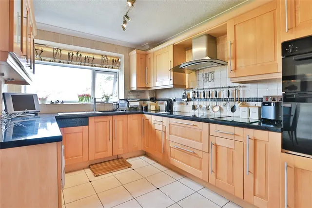 Poole Road, Westbourne, BH4, photo 3