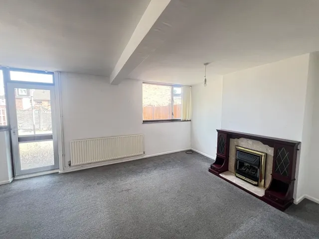 Coventry Road, Exhall, photo 3