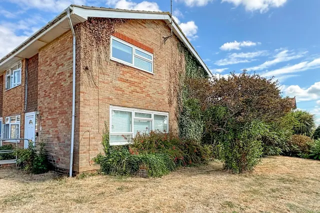 Rustington, Littlehampton, BN16, photo 1