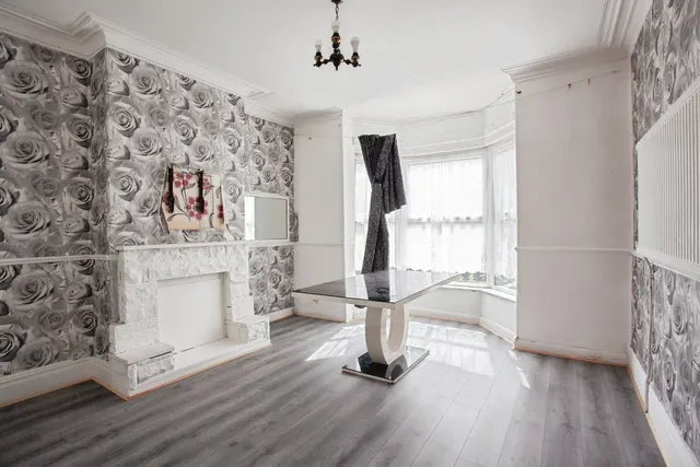 Idsworth Road, Sheffield, S5, photo 1