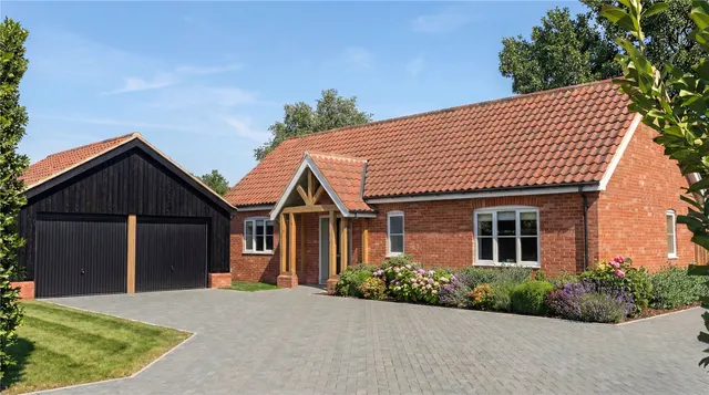 Snape Road, Sudbourne, IP12, photo 1
