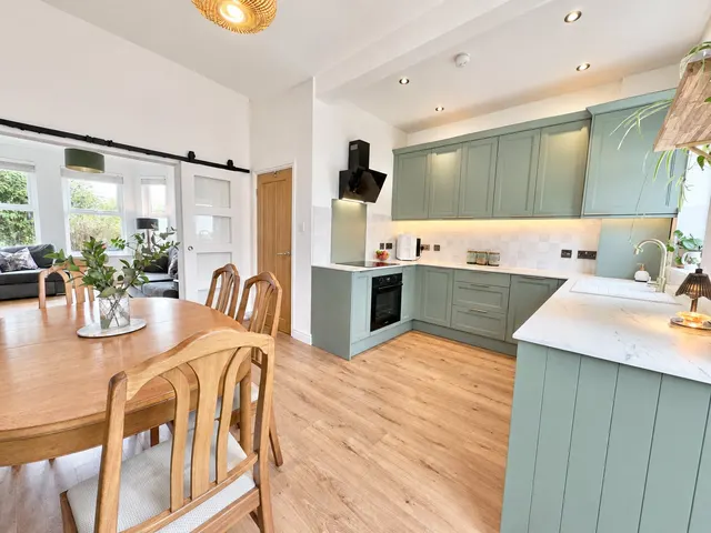 Grove Road, Wirral, CH47, photo 2