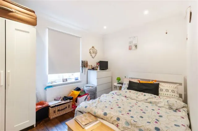 Manchester Road, London, E14, photo 3
