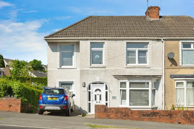 Cockett Road, Cockett, photo 1