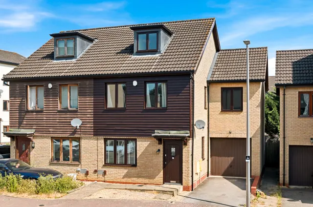 Kelling Way, Broughton, Milton Keynes, Milton Keynes, MK10 9NW, photo 1