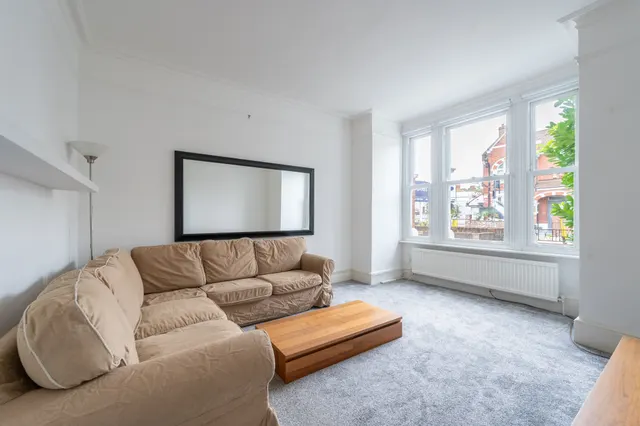 Photo 2 — Flat 1, 241 Fulham Palace Road, London