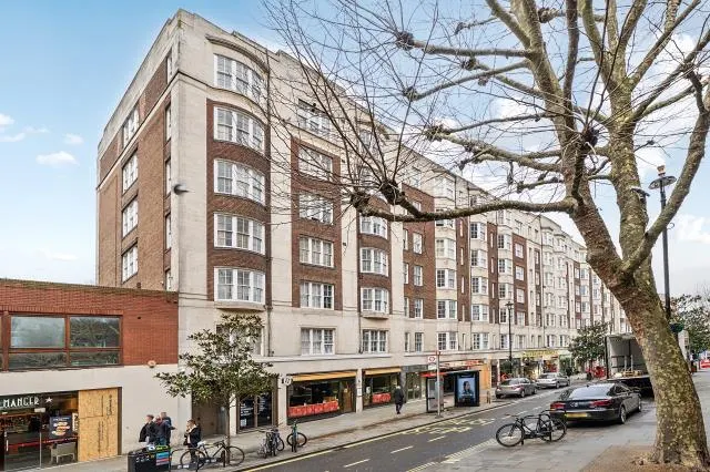 Queensway, London, W2, photo 1