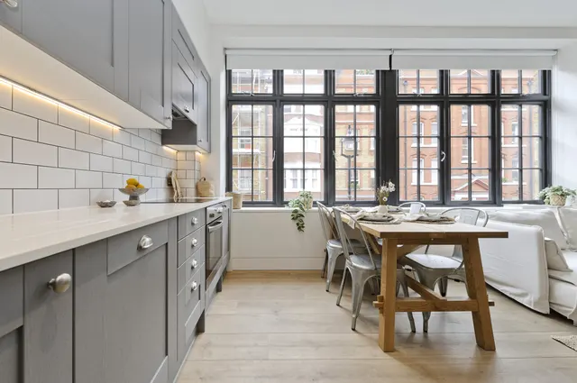 Photo 2 — Great Titchfield Street, Fitzrovia, W1W