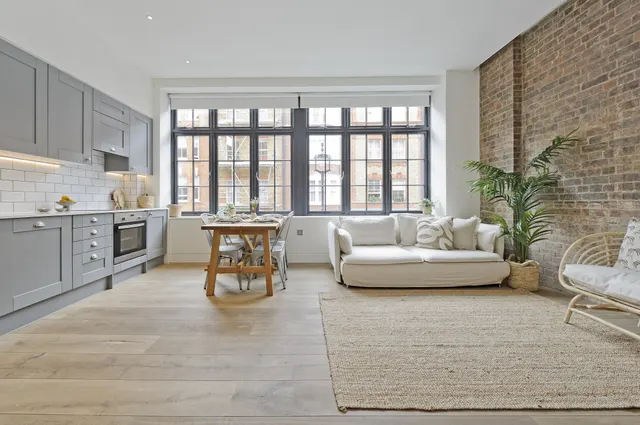 Great Titchfield Street, Fitzrovia, W1W, photo 1