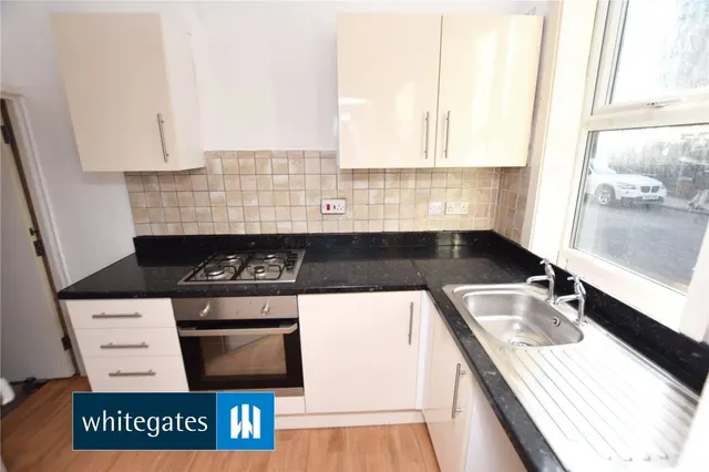 Bude Road, Leeds, LS11, photo 3