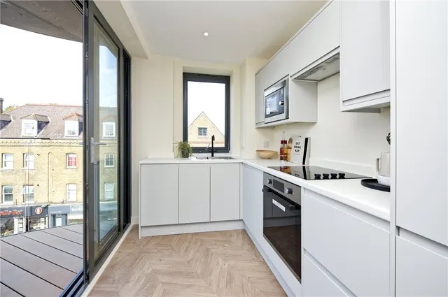 High Street, Beckenham, BR3, photo 3