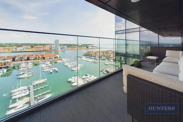 Ocean Way, SO14, photo 1