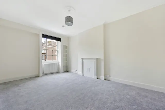 Torrington Square, Bloomsbury, WC1E, photo 3