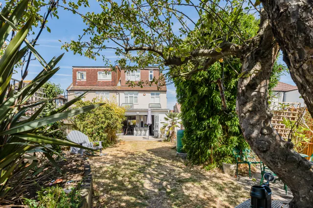 Rusland Park Road, Harrow, HA1, photo 2