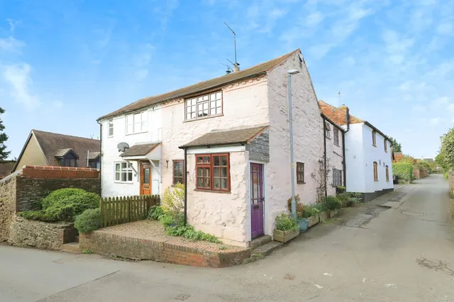 The Hurst, Cleobury Mortimer, DY14, photo 1