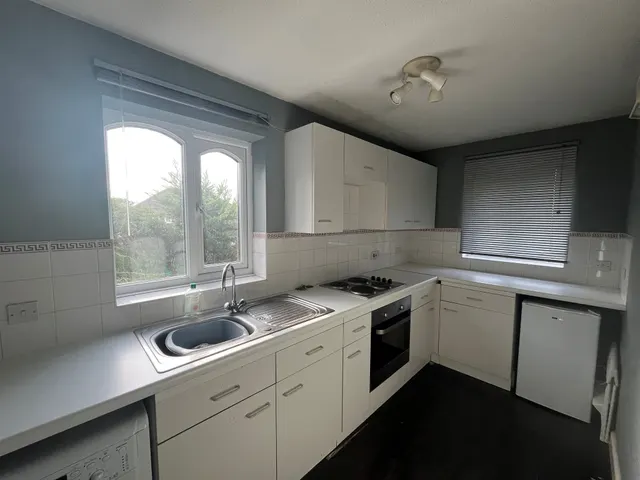 Paddock Lane, Stratford-Upon-Avon, CV37, photo 3