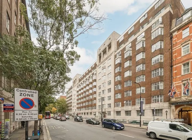 Woburn Place, Bloomsbury, WC1H, photo 1